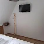 Otel Mooi Garni 3*