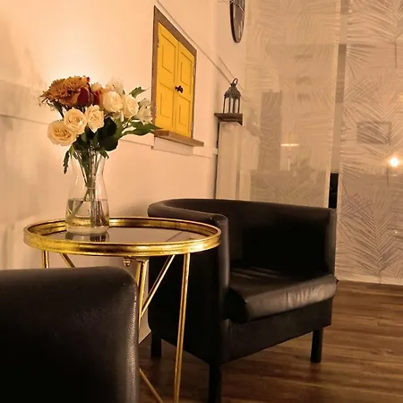 Hotel Mooi Garni 3*
