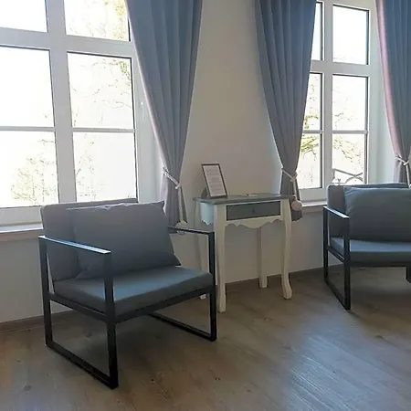 Mooi Garni מלון 3*