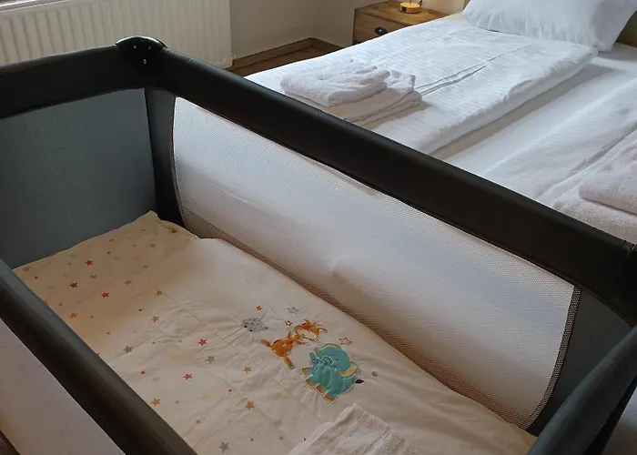 Hotel Mooi Garni 3*