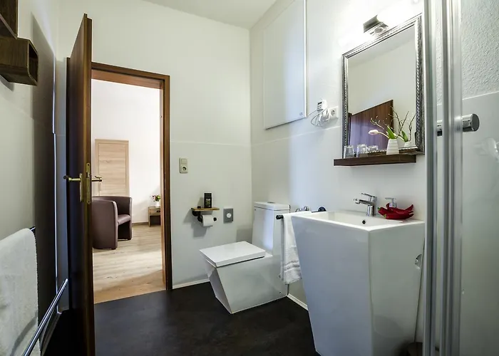 Mooi Garni Hotel 3*